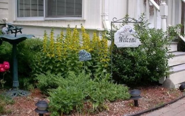 Nichols Guest House B & B
