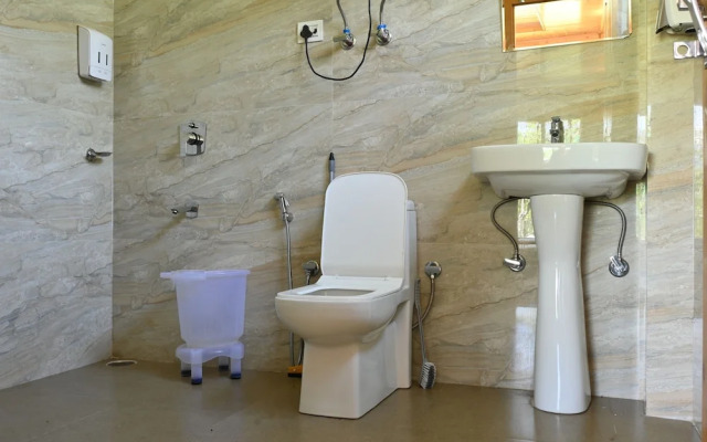 Cascade Mountain Retreat Manali