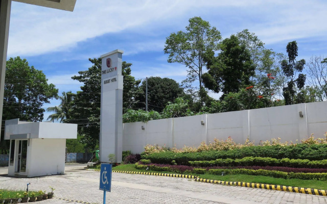 Lucky 9 Budget Hotel