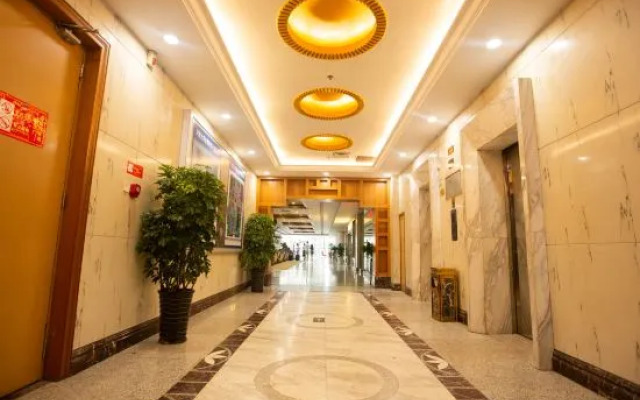 Zhongzhou Yihe Hotel