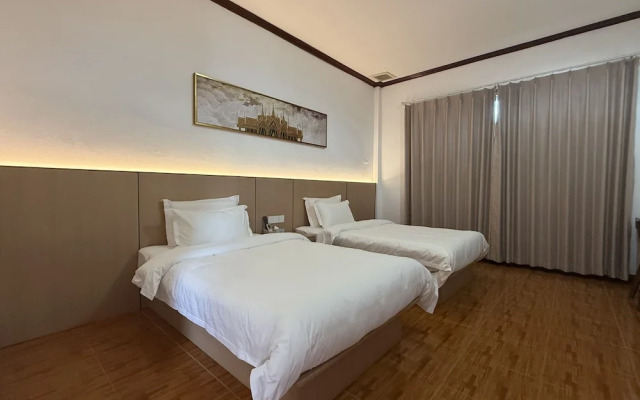 PALA Garden Hotel