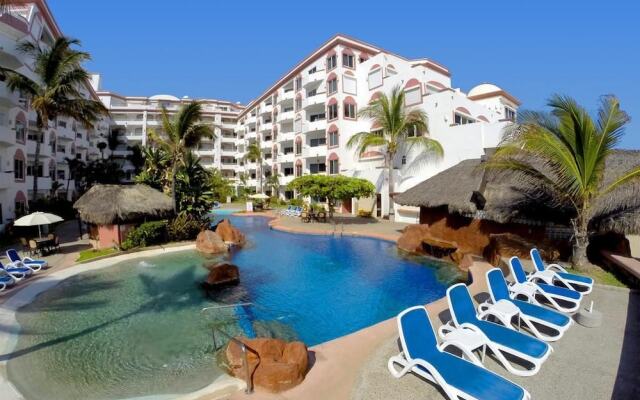 C. Azul Costa Bonita by Villas HK28