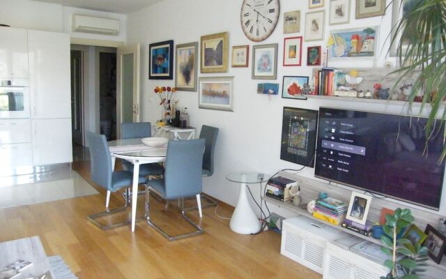 Apartment Jalehandro