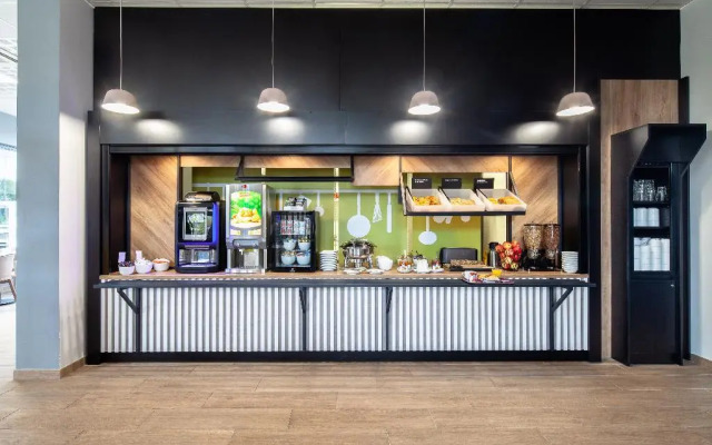 B&B HOTEL Saint-Denis Porte de Paris