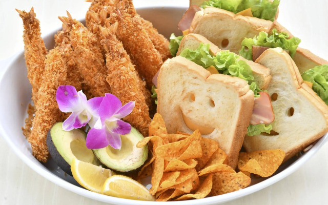 Allamanda Imgya Coral Village