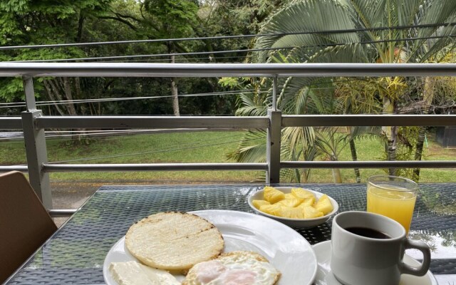 Hotel La Esperanza Ciudad Jardin