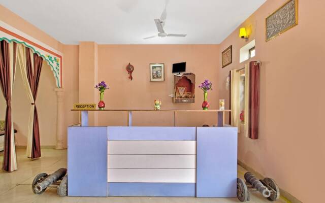 Kukas Guest House by OYO Rooms