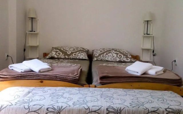 Apartments Ivo