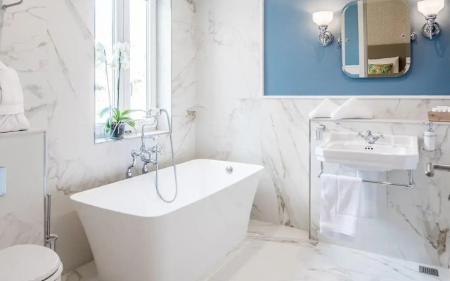 Cesca's Boutique Hotel