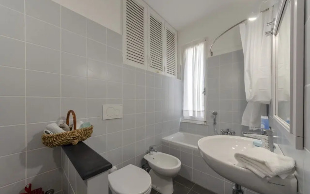 ALTIDO PrettyHouse in Vernazza MiniBalcony Apartm