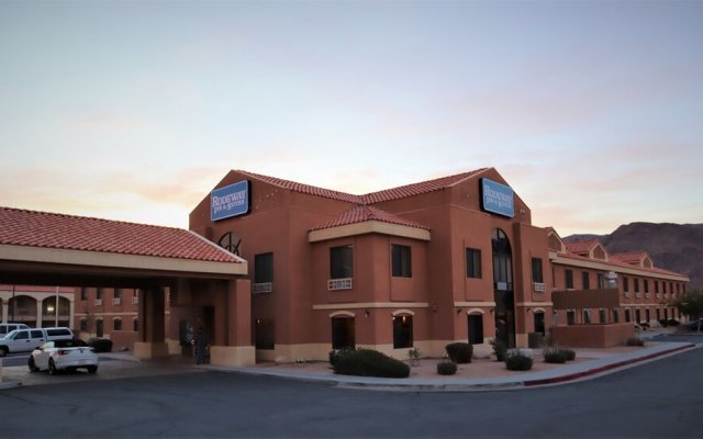 Rodeway Inn & Suites