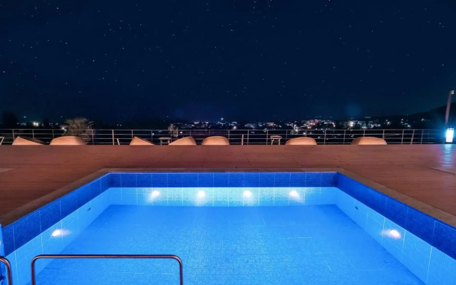 J View Hotel