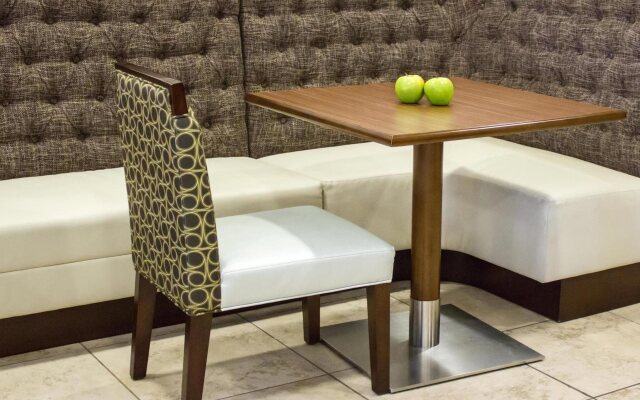 Best Western Toledo South Maumee