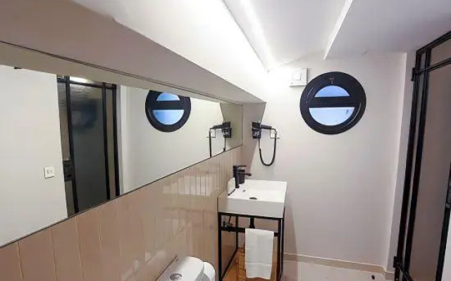 Mythic Valencia Hotel