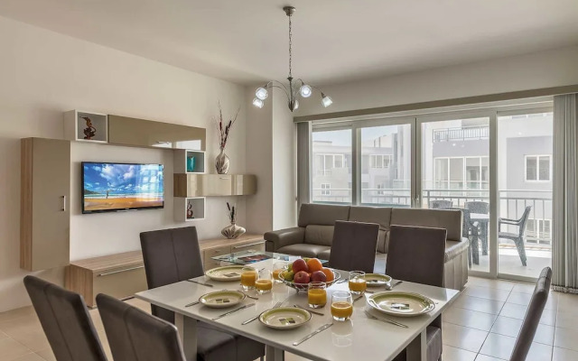 The Hillock North E9