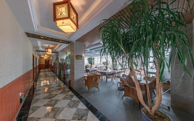 Ziyu Holiday Hotel (Lijiang Ancient City)