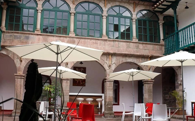 Hotel Boutique Mora & Mora Guest House