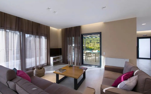 Almyra Villas Corfu Villa Dione