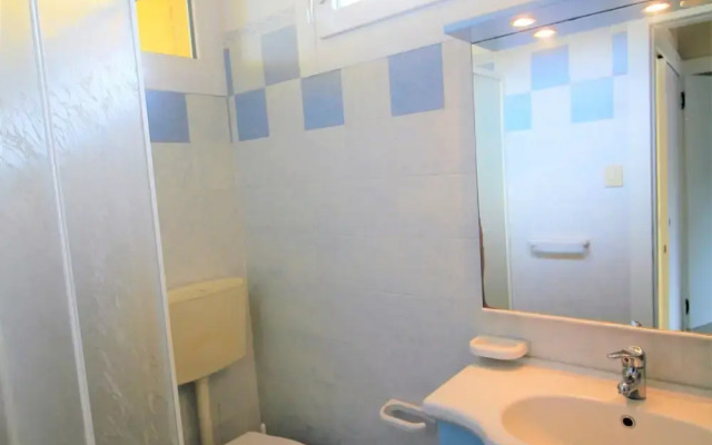 Spacious Apartment in Rosolina Mare near Sea