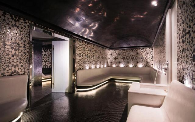 Sofitel Casablanca Tour blanche