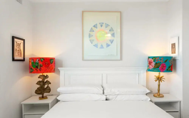 Pristine 2-bed With Expansive Beach Views