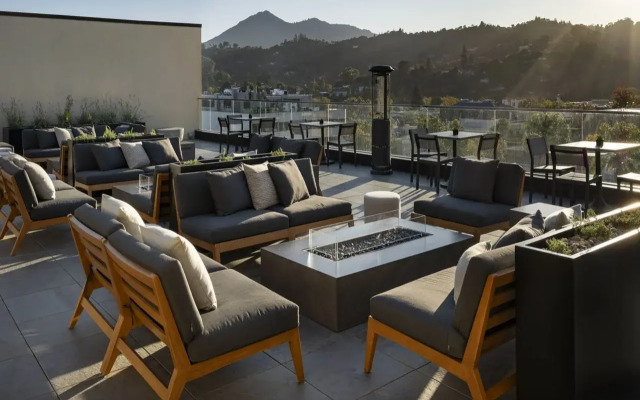 AC Hotel San Rafael Downtown