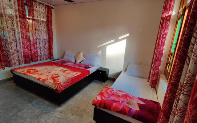 Hipostel Naddi (Mcleodganj-Dharamshala)