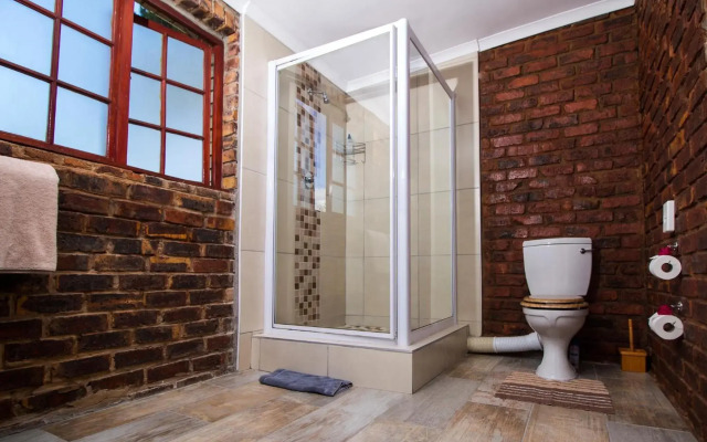 Storms River Guest Lodge