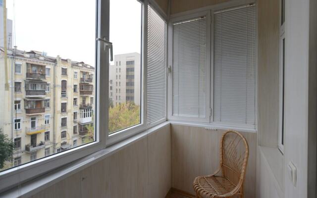 KievApartmentNow on Maidan area