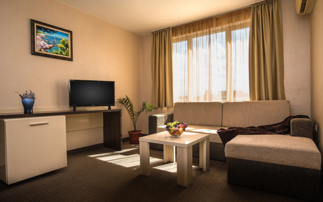Flagman Hotel
