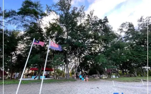 Tiara Desaru C202 (5 PAX ONLY) by UcomeStay