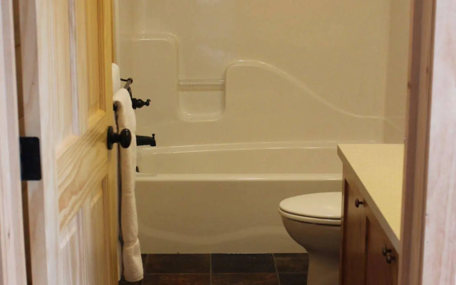 Single Island Shores