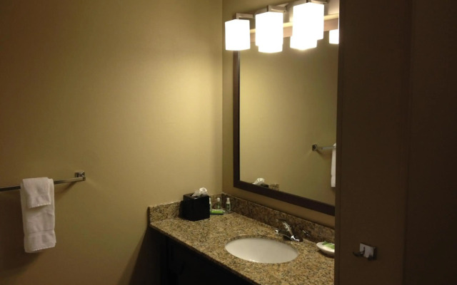 GrandStay Hotel & Suites