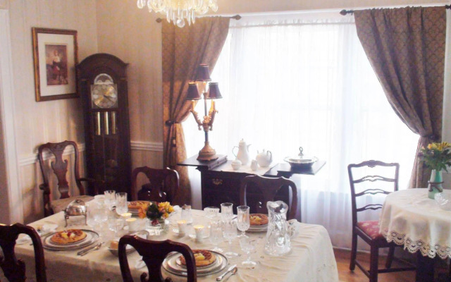 Barrington Manor