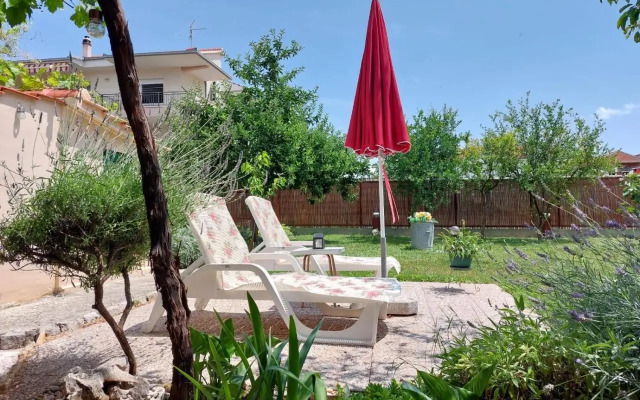 Apartment Taja, cijela kuća i vrt samo za vas