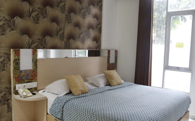 Dewarna Sutoyo Malang