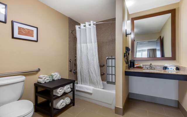 Comfort Suites Pelham Hoover I-65