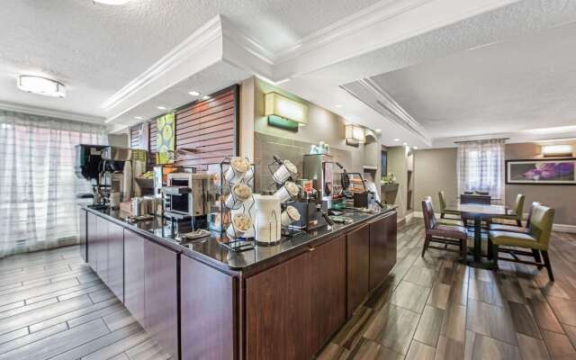 La Quinta Inn by Wyndham Miami Airport North