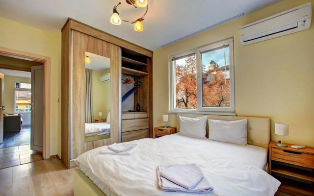 1BD Nest in the heart of a traditional Sofia