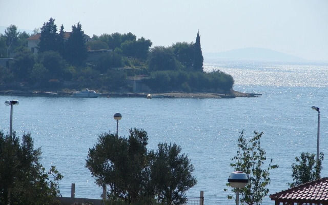 Ante - 50 M From the sea - A1