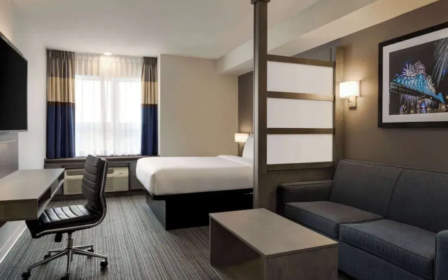 Microtel Inn & Suites By Wyndham Boisbriand