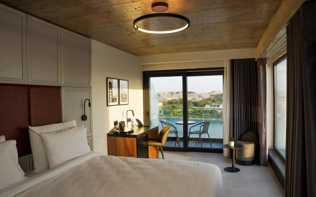 The Londoner Hotel Sliema