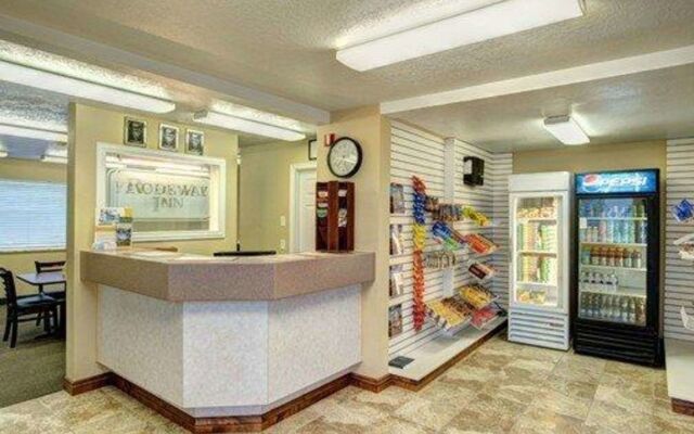 Cathedral Valley Inn