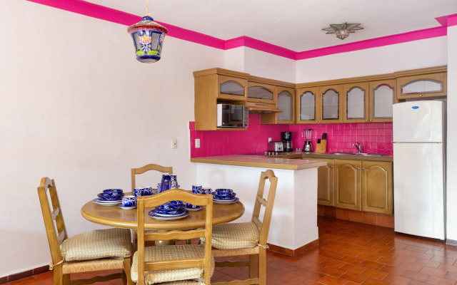 Villa del Palmar Residences