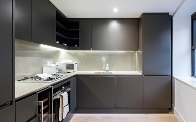 Hatton Wall by Servprop