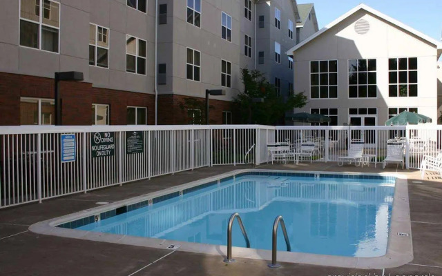Homewood Suites by Hilton Hillsboro/Beaverton