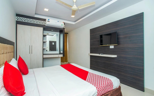 OYO 5641 Hotel Corporate Park Inn