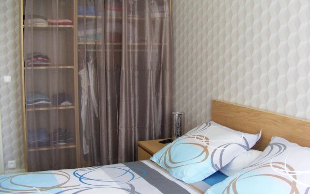 Apartment With one Bedroom in Grandcamp-maisy, With Furnished Garden and Wifi