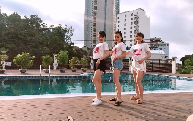 Starcity Halong Bay Hotel