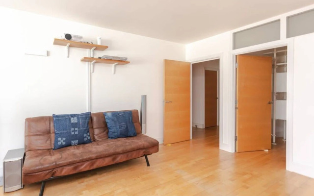 Spacious 2 Bedroom Flat on Bermondsey St